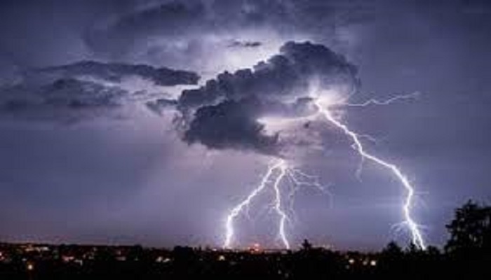 आकाशीय बिजली से 28 लोगों की मौत 28 people died due to lightning