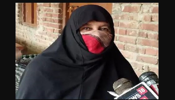 ISIS के संदिग्ध आतंकी अबू यूसुफ की मां Mother of suspected ISIS terrorist Abu Yusuf