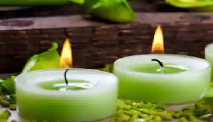 green candles