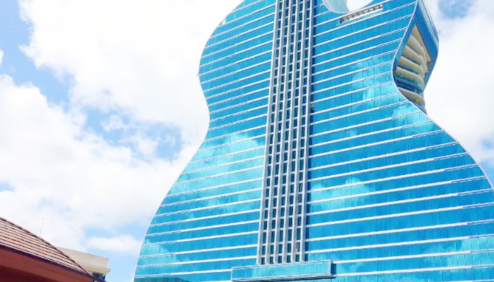 A hotel that looks like a guitar
