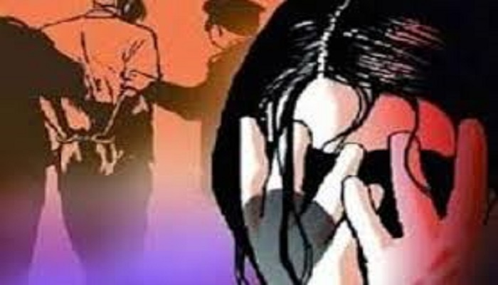 नोएडा में युवती से दुष्कर्म Girl raped in Noida