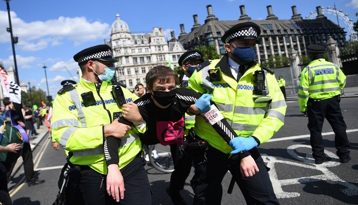 London police arrested 90 protesters