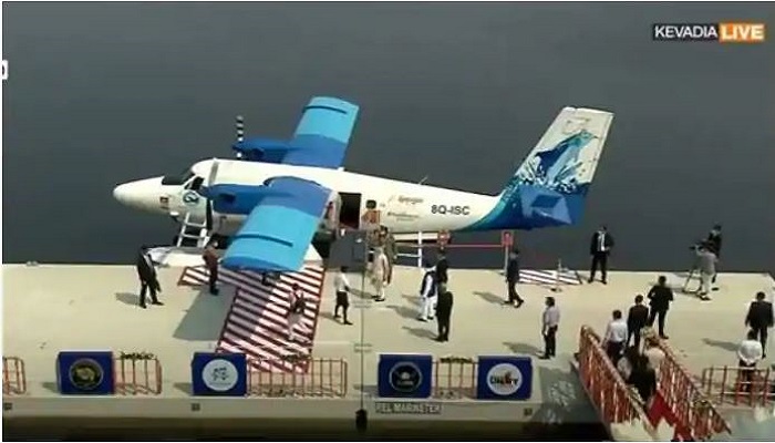 पीएम मोदी ने जिस सी-प्लेन से भरी उड़ान The sea-plane filled by PM Modi