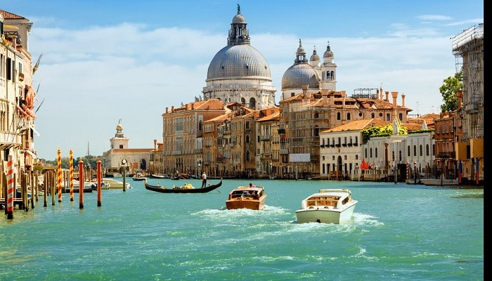 Italy tourism