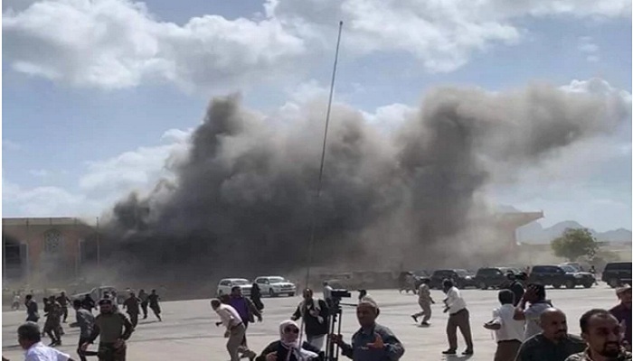 अदन हवाई अड्डे पर विस्फोट Explosion at Aden Airport