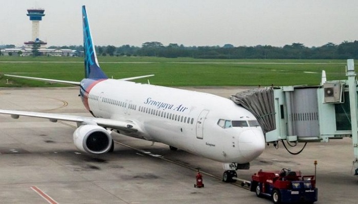 जकार्ता से उड़ान भरने के बाद विमान लापता Aircraft missing after flying from Jakarta