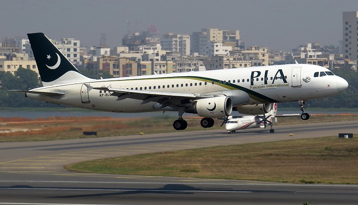 पाकिस्तानी एयरलाइंस से न करें सफर Pakistani Airlines