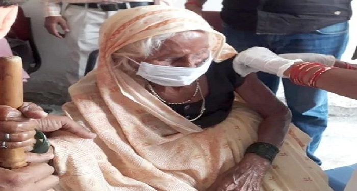 102-year-old Mahdai gets Corona vaccine