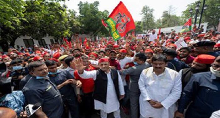 SP Cycle Yatra reached Lucknow