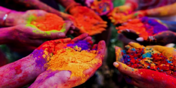 holi