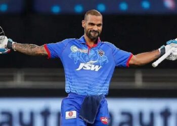 Dhawan became the second batsman to score the most runs in IPL history.