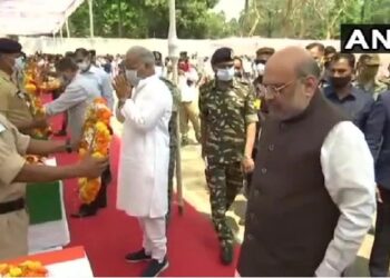 Amit Shah arrived to pay tribute to the soldiers on the Naxalite attack