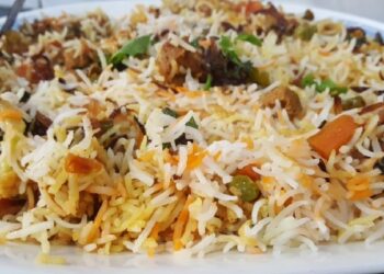 Biriyani must be made at home for guests, taste will be remembered by all