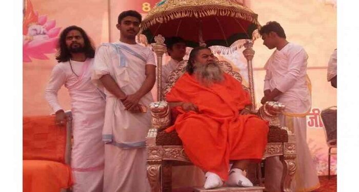 Mahamandaleshwar Shyamdevacharya Maharaj
