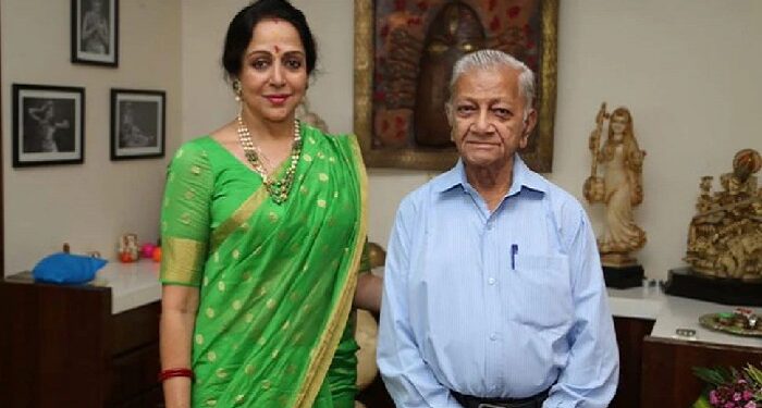 Actress Hema Malini mourns the demise of her secretary on social media