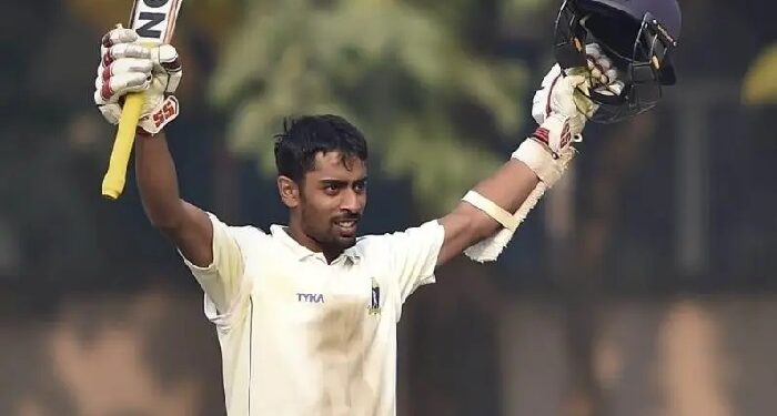 Abhimanyu Easwaran named in 4 standby players in Indian team