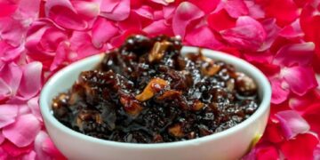 If you are fond of eating paan, then make pan-gulakand at home