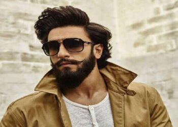 Ranveer is going to be seen on the small screen, will be seen hosting show