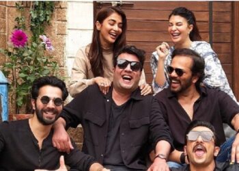 Pooja Hegde shared a stunning photo, praising the co-actors