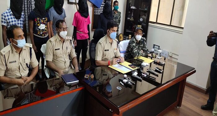 Five militants arrested