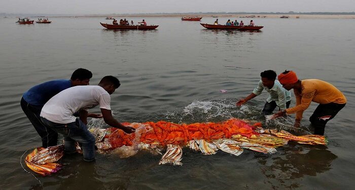 stop dead bodies from flowing into rivers