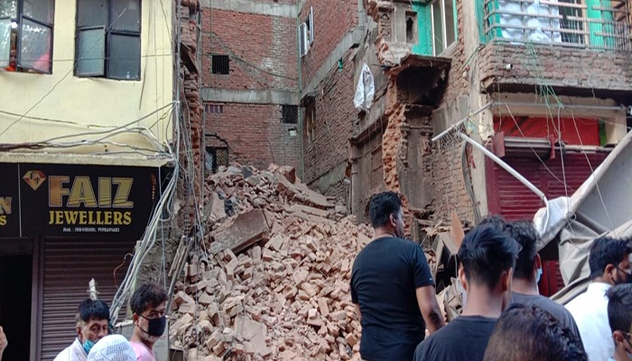 Radha-Krishna temple collapses