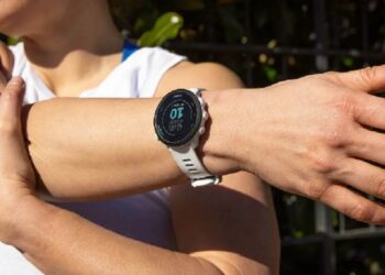 Garmin launches new smartwatch Forerunner 55 to give equal competition to Apple