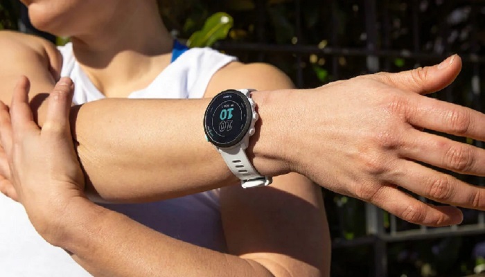 Garmin launches new smartwatch Forerunner 55 to give equal competition to Apple