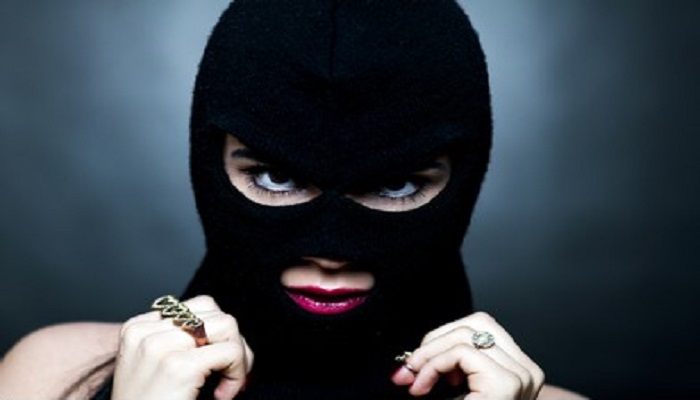 girl robber