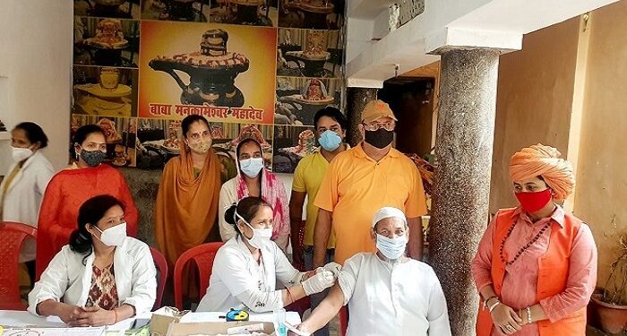 vaccination in Mankameshwar temple