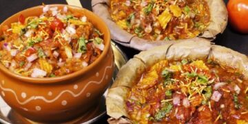 Enjoy the taste of spicy tomato chaat from Banaras sitting at home