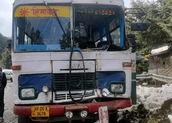 hrtc bus-truck collided