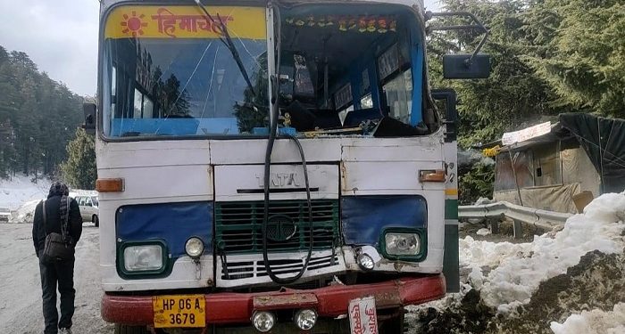 hrtc bus-truck collided