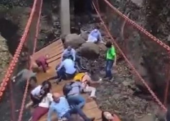bridge collapsed