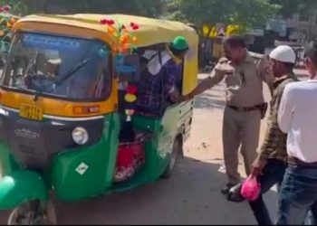 auto rickshaw