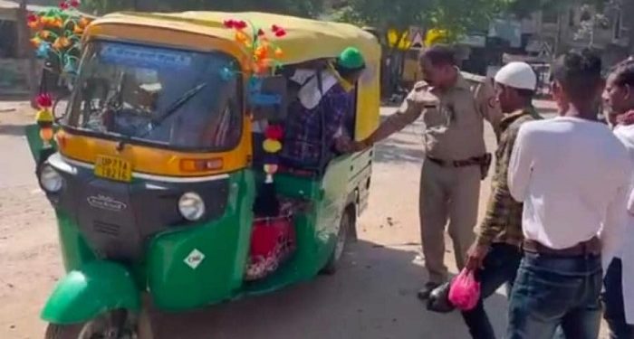 auto rickshaw