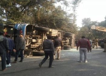 school bus overturn