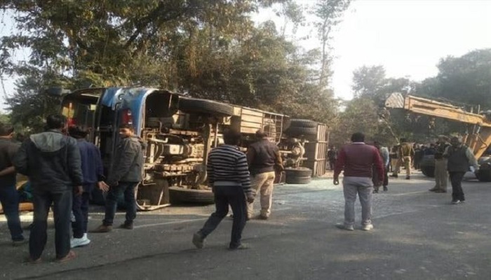 school bus overturn