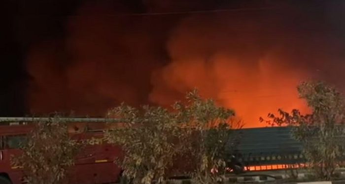 Fierce fire in municipal dumping yard