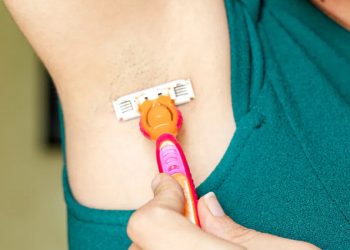 shaving underarms