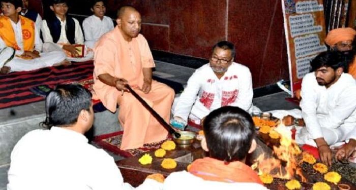 CM Yogi worshiped Kalaratri