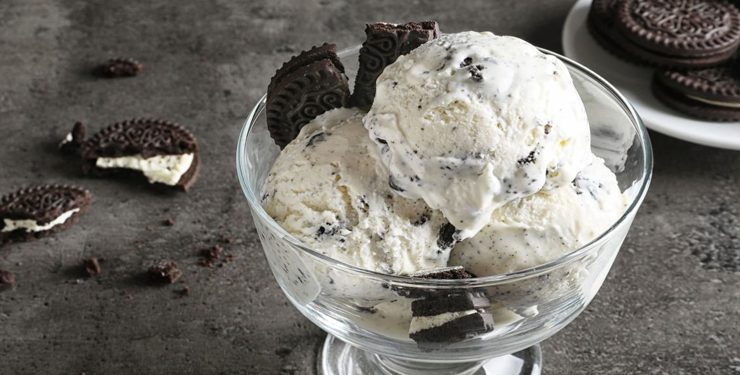 Vanilla Oreo Ice Cream