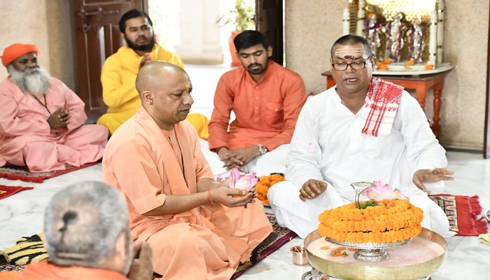 CM Yogi performed rudrabhishek