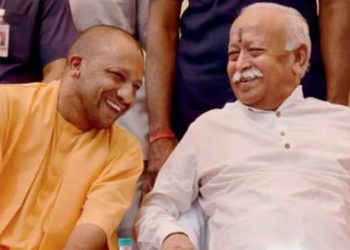 cm yogi met mohan bhagwat