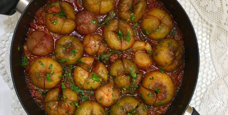 Stuffed tinda