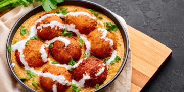 aloo-paneer koftas