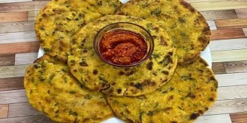 Methi Makka Paratha