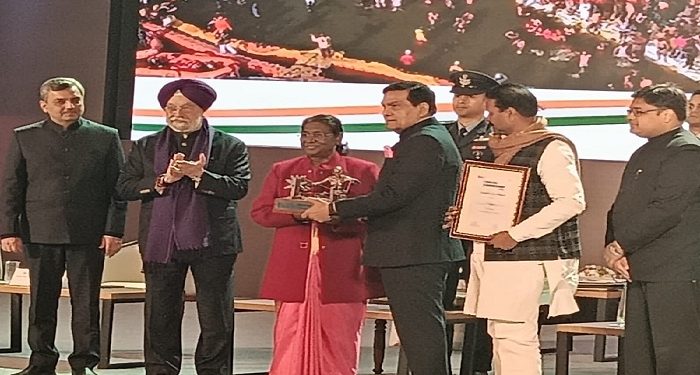 Swachh Survekshan 2023: Varanasi and Prayagraj received President's Award