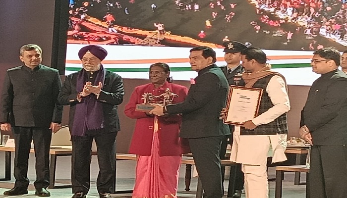 Swachh Survekshan 2023: Varanasi and Prayagraj received President's Award