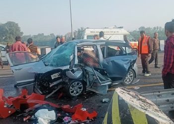 Accident on Purvanchal Expressway